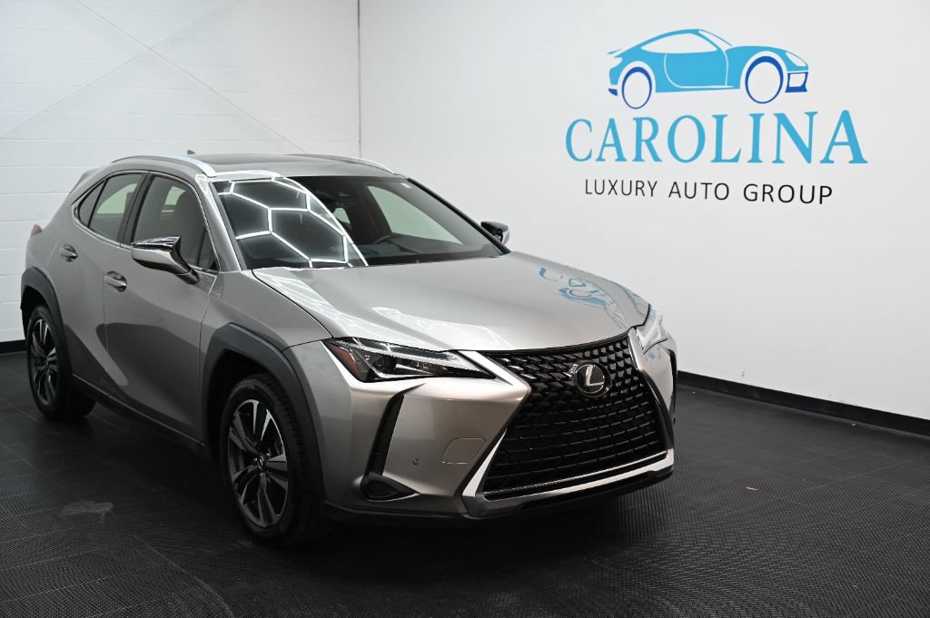 Used 2021 Lexus UX 200 w/ Accessory Package (Z2) FWD image 1