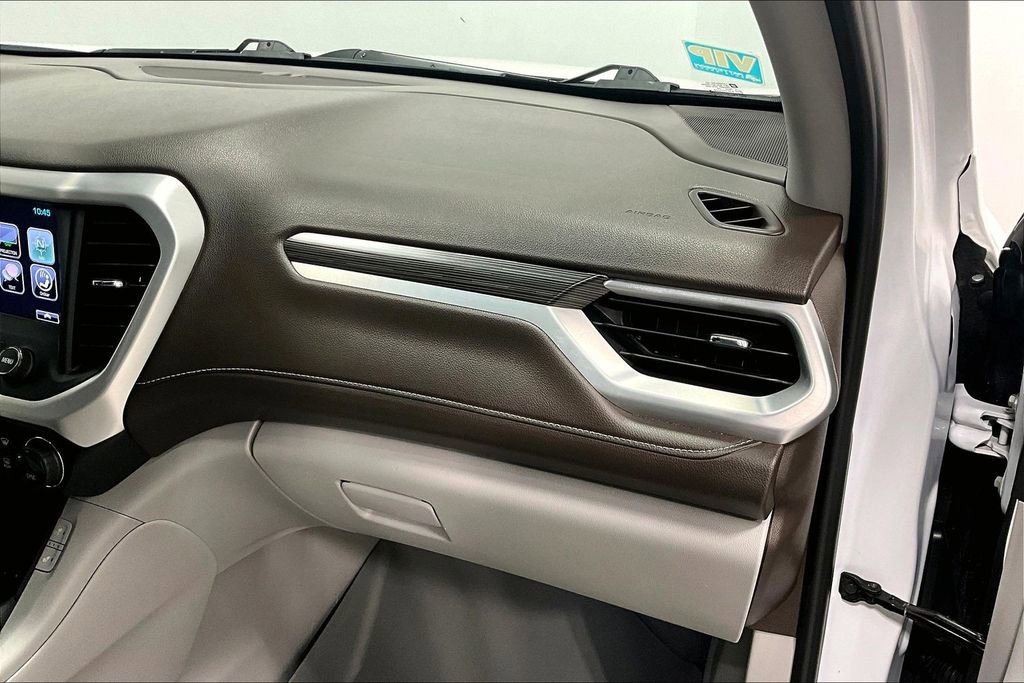 Used 2018 GMC Acadia SLT FWD image 15
