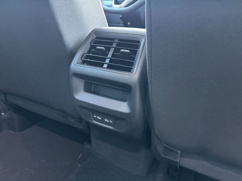 Used 2025 Volkswagen Tiguan S image 46