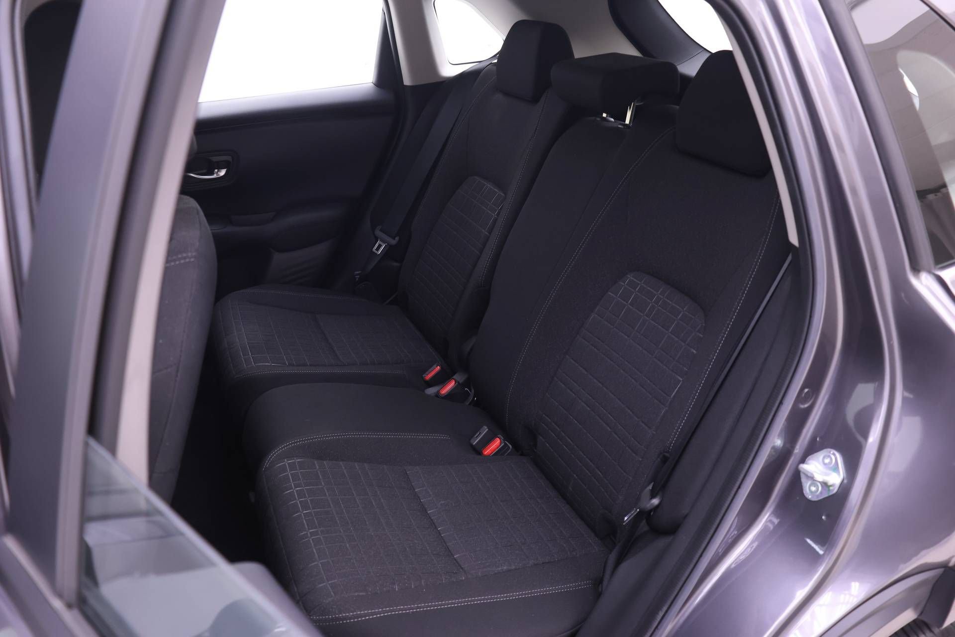 Certified 2024 Honda HR-V LX image 11