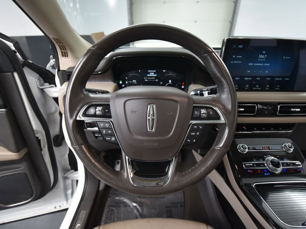Used 2023 Lincoln Nautilus Reserve w/ Equipment Group 201A image 27