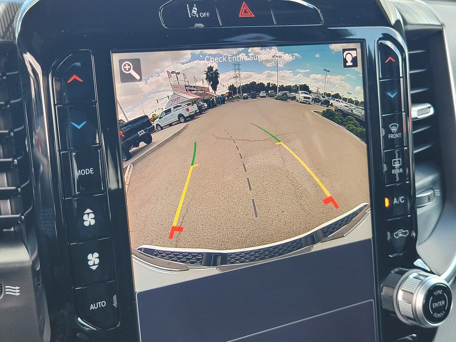 New 2026 RAM 1500 Big Horn AWD/4WD image 13