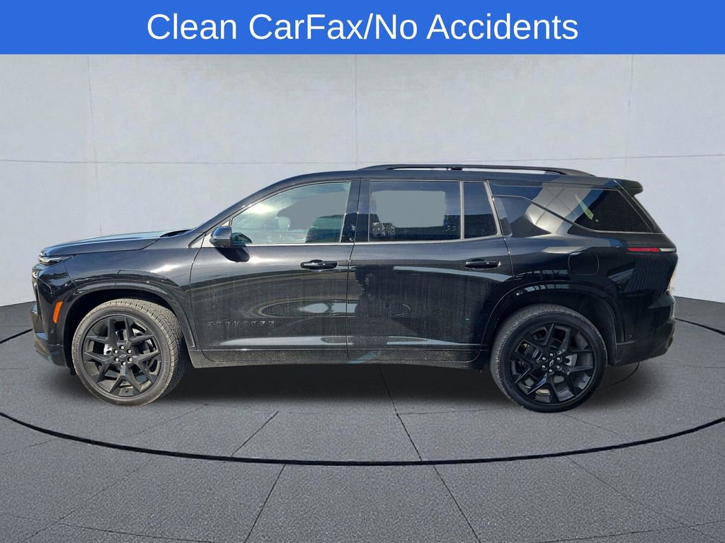 Used 2026 Chevrolet Traverse RS w/ LPO, Floor Liner Package AWD/4WD image 2