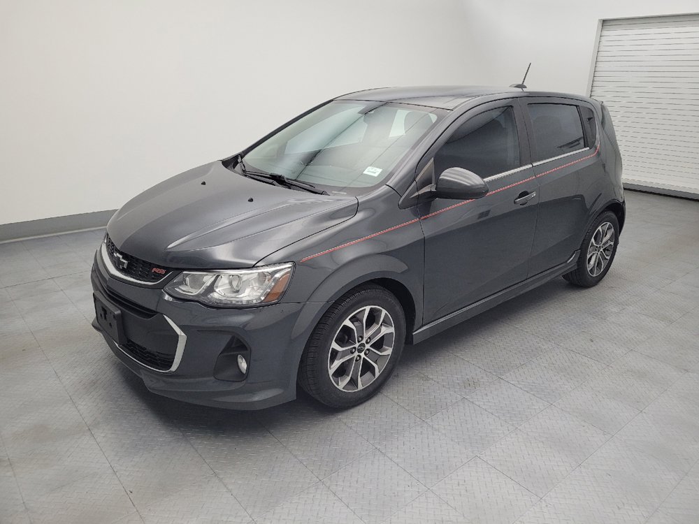 Used 2018 Chevrolet Sonic LT w/ Convenience Package FWD image 2