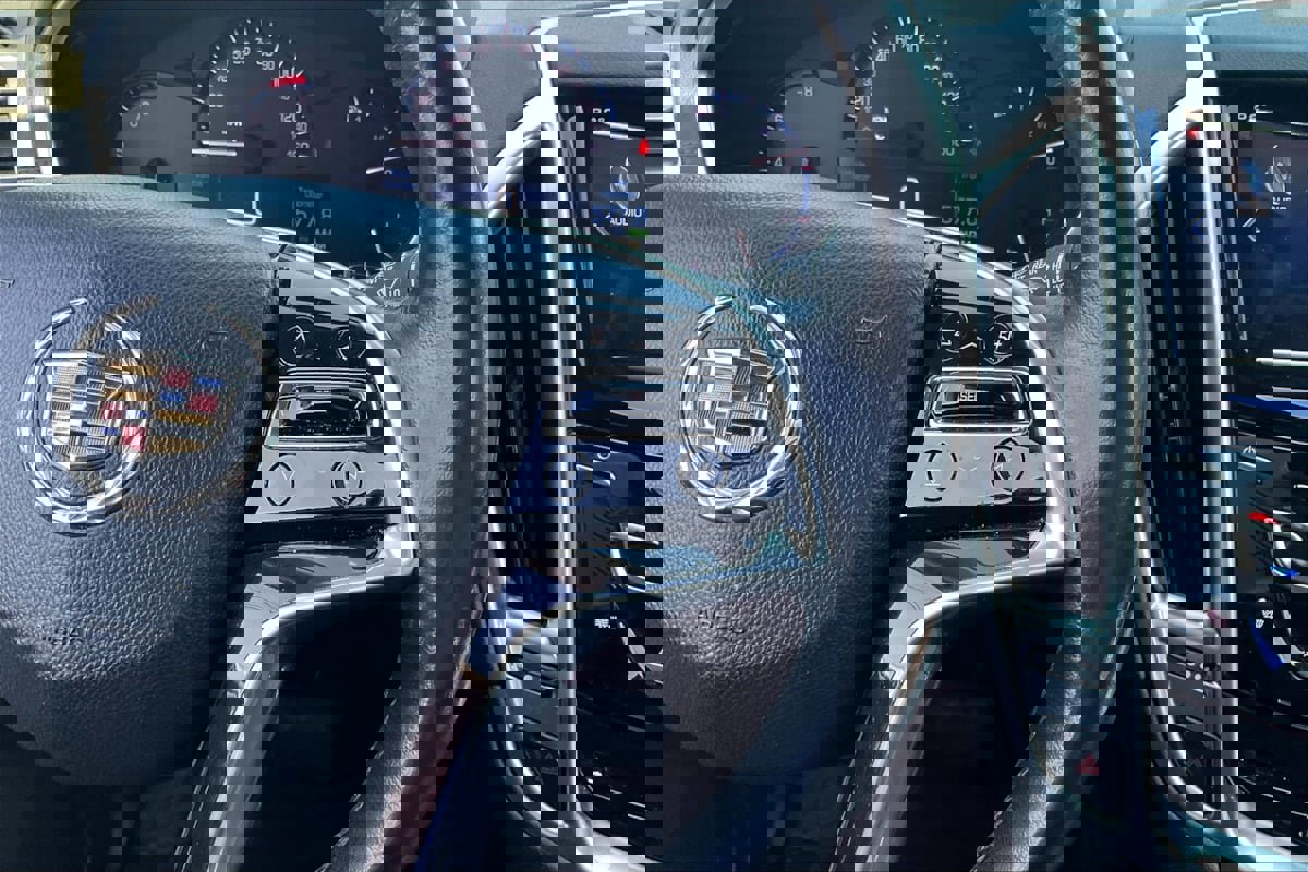 Used 2016 Cadillac SRX Luxury image 19