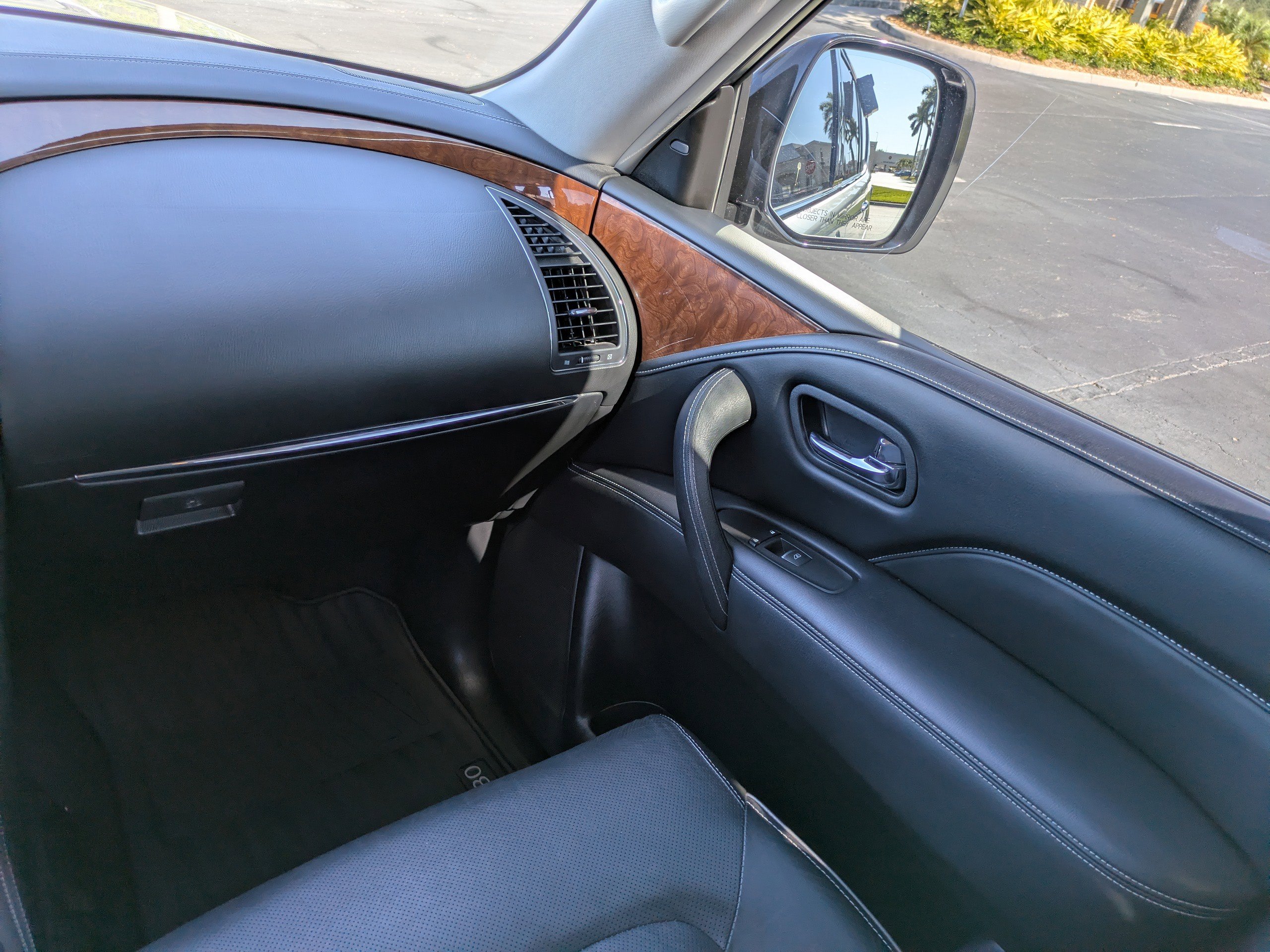 Used 2019 INFINITI QX80 Luxe w/ Proassist Package image 16