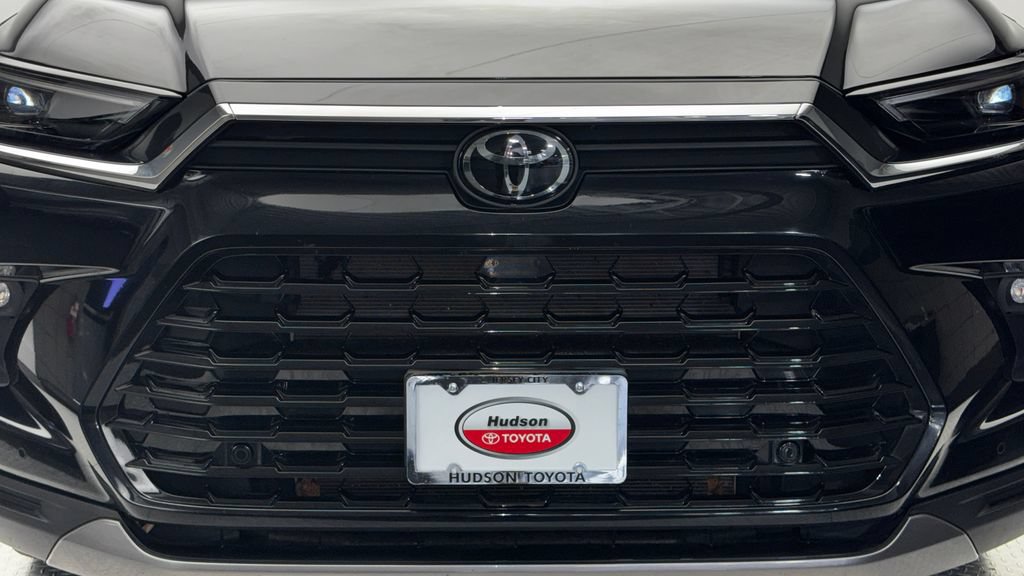 Used 2024 Toyota Grand Highlander AWD image 50