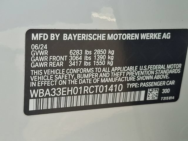 Used 2024 BMW 740i xDrive w/ Premium Package 2 AWD/4WD image 26