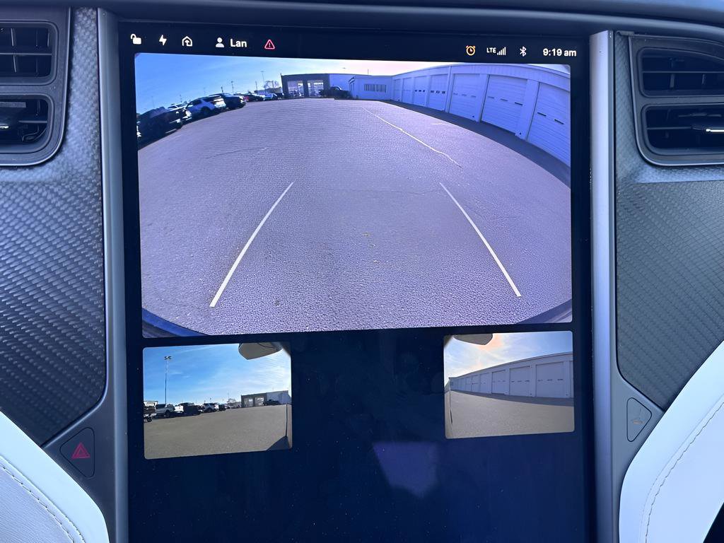 Used 2018 Tesla Model X 75D image 13