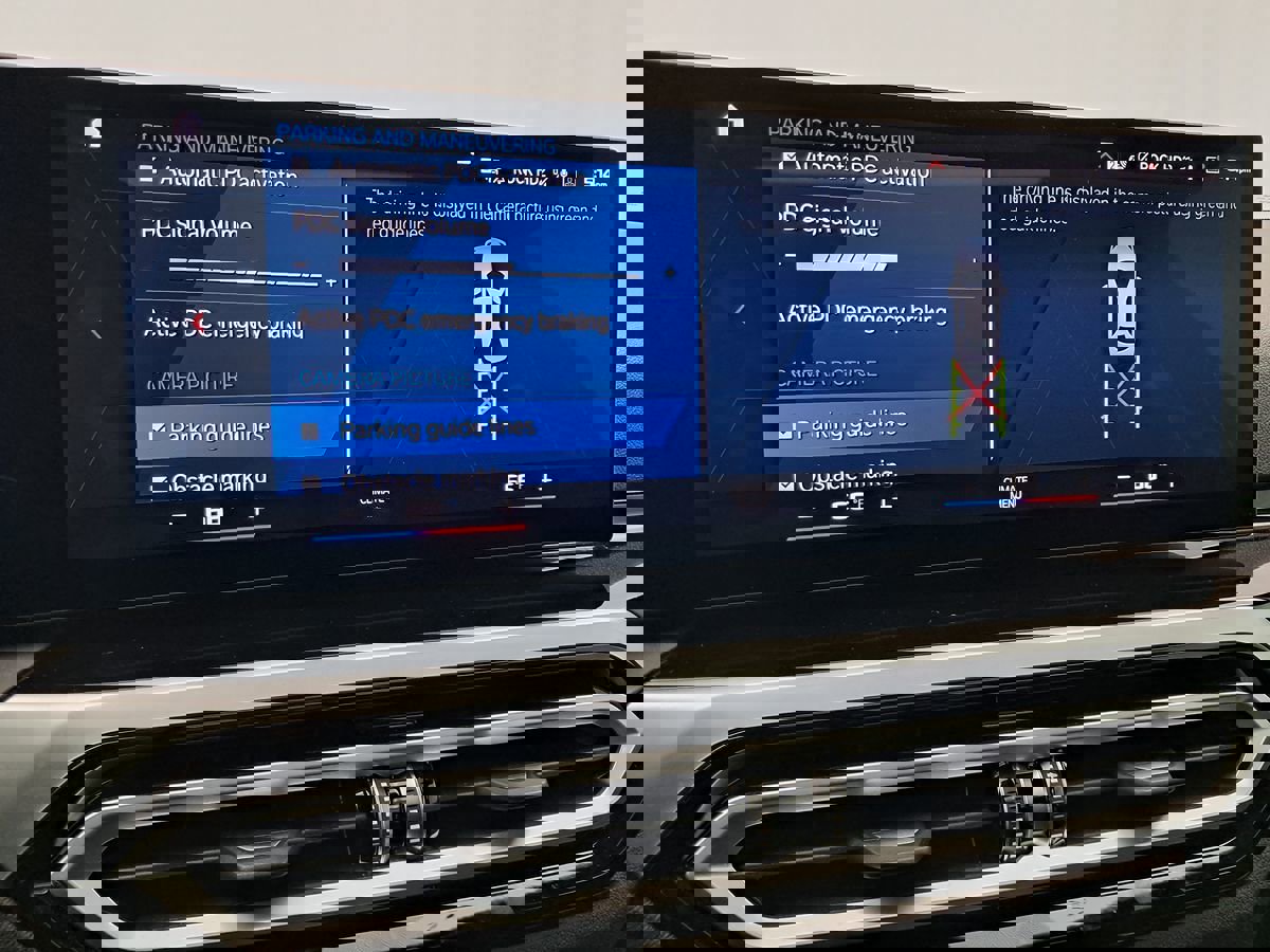 Used 2024 BMW M2 w/ Lighting Package image 38