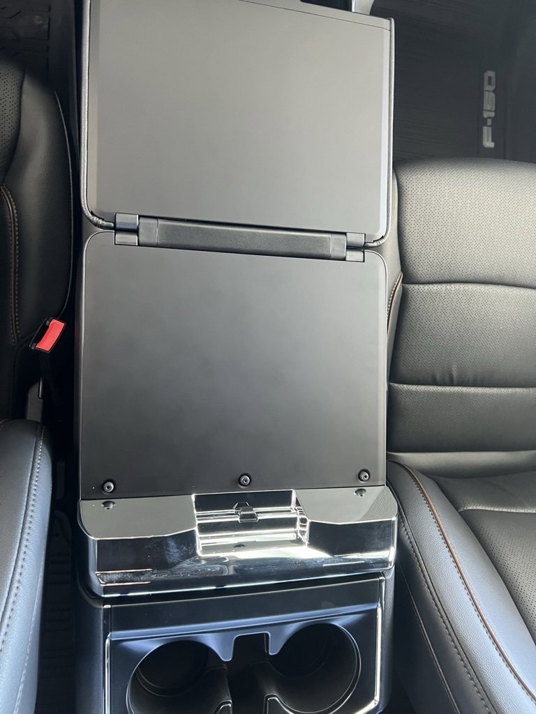 New 2025 Ford F150 Lariat w/ Equipment Group 501A Mid image 16