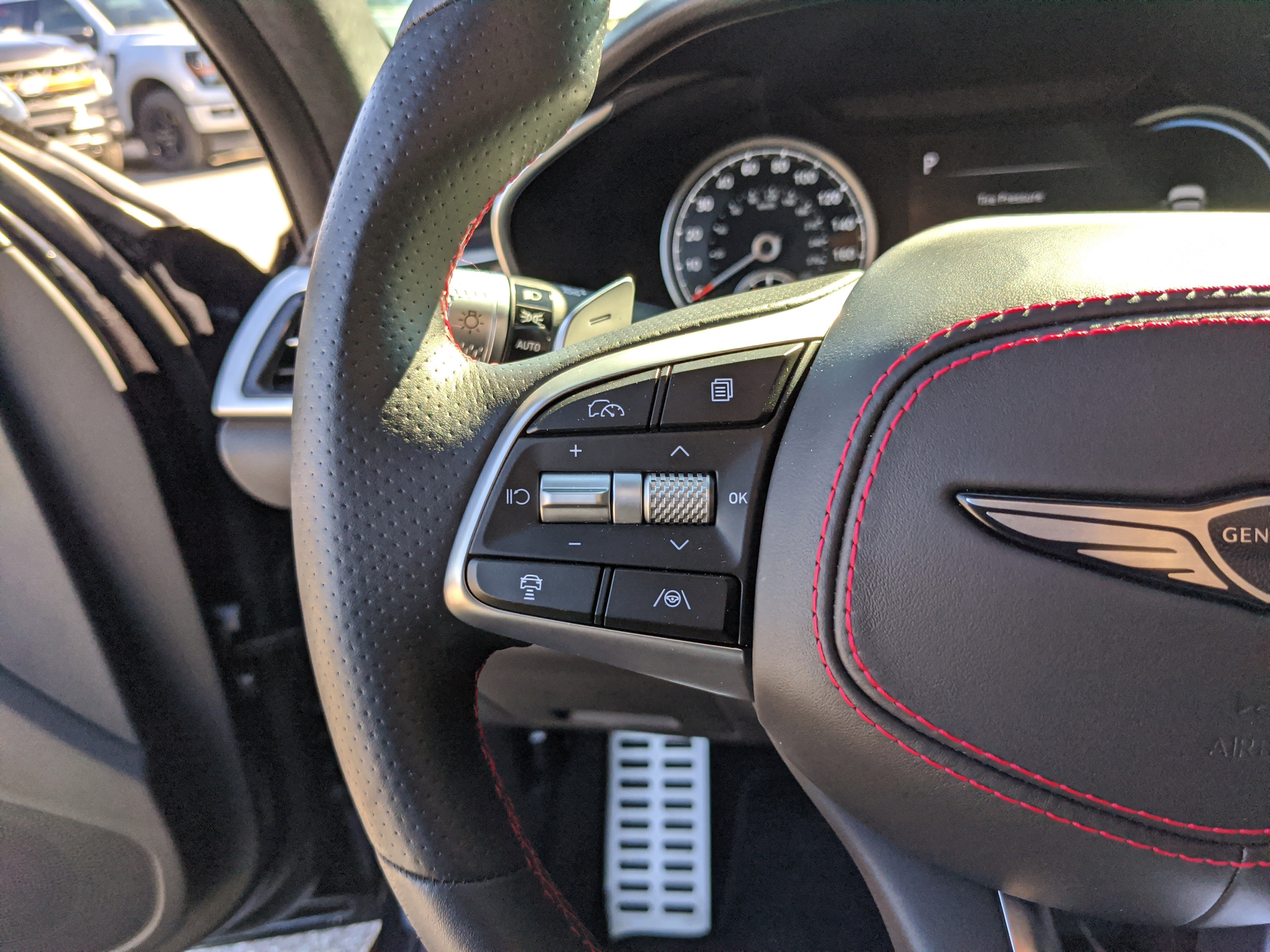 Used 2024 Genesis G70 3.3T Advanced w/ Sport Prestige Package image 27