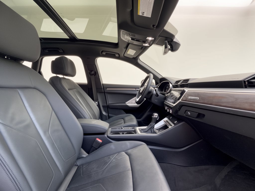 Used 2019 Audi Q3 2.0T Premium Plus AWD/4WD image 30