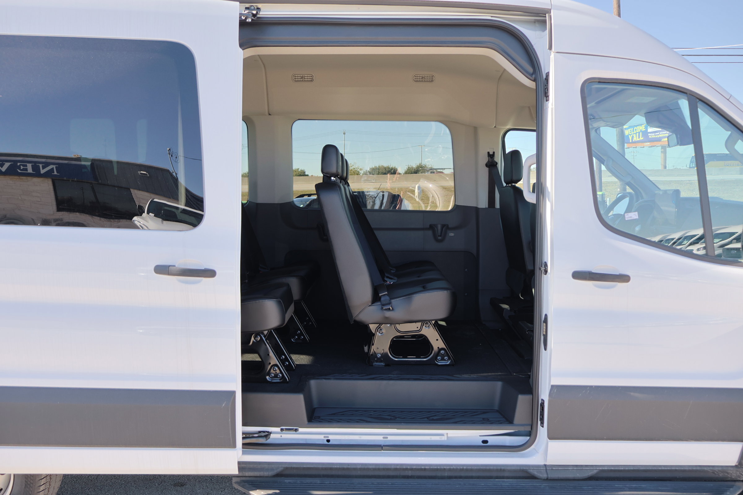 Certified 2024 Ford Transit 350 XL image 28