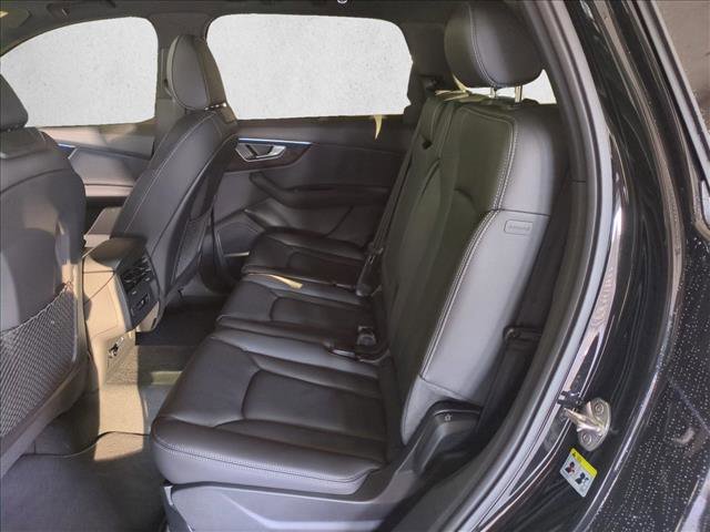 New 2026 Audi Q7 2.0T Premium image 18