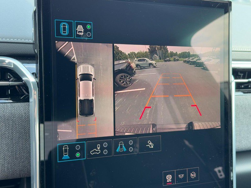 New 2026 GMC Sierra EV Elevation w/ LPO, Elevation Dark Package AWD/4WD image 31