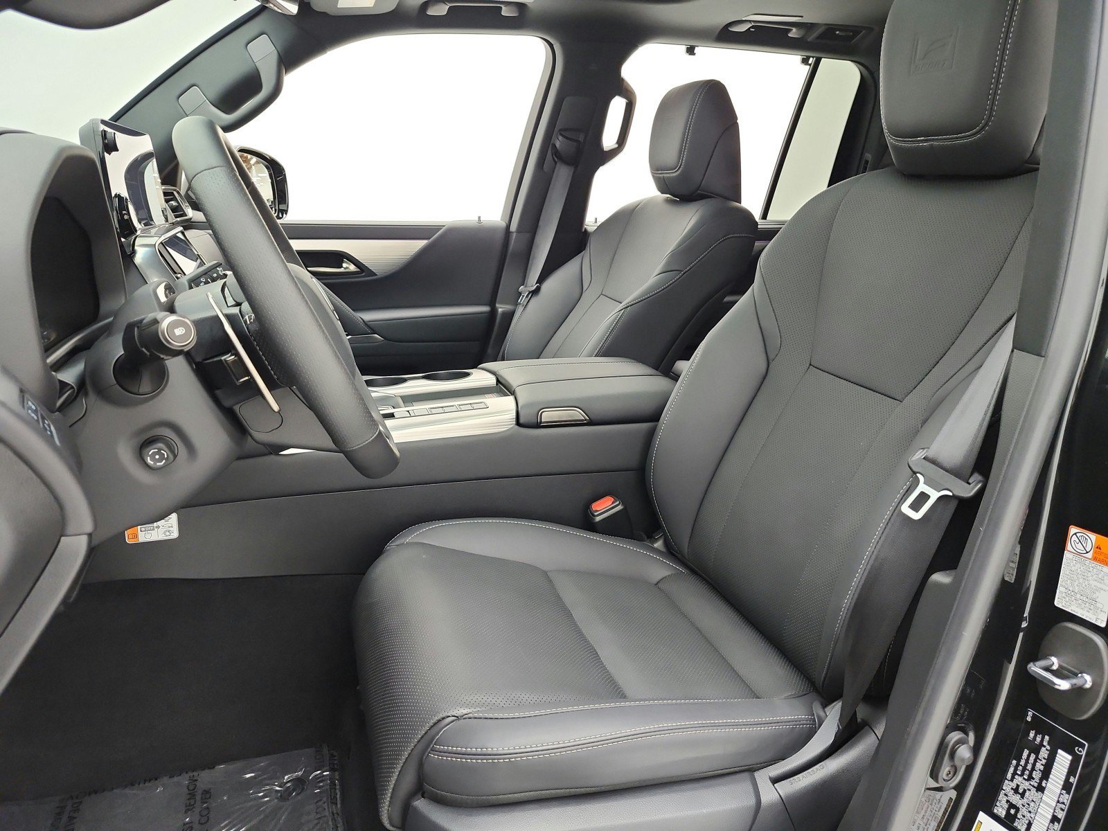 Used 2025 Lexus LX 700h F Sport AWD/4WD image 13
