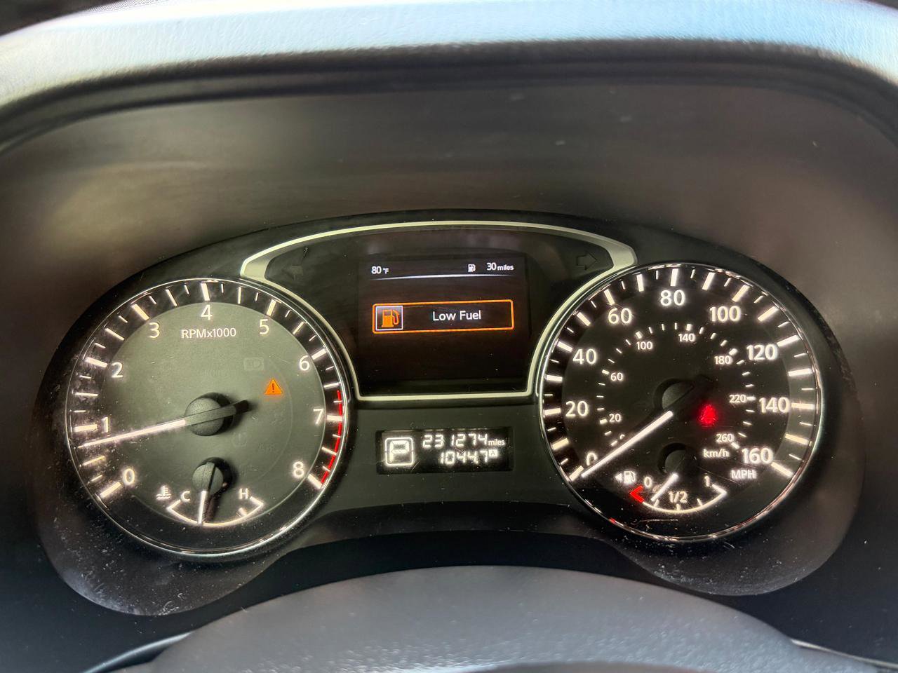 Used 2015 Nissan Pathfinder SV FWD image 10