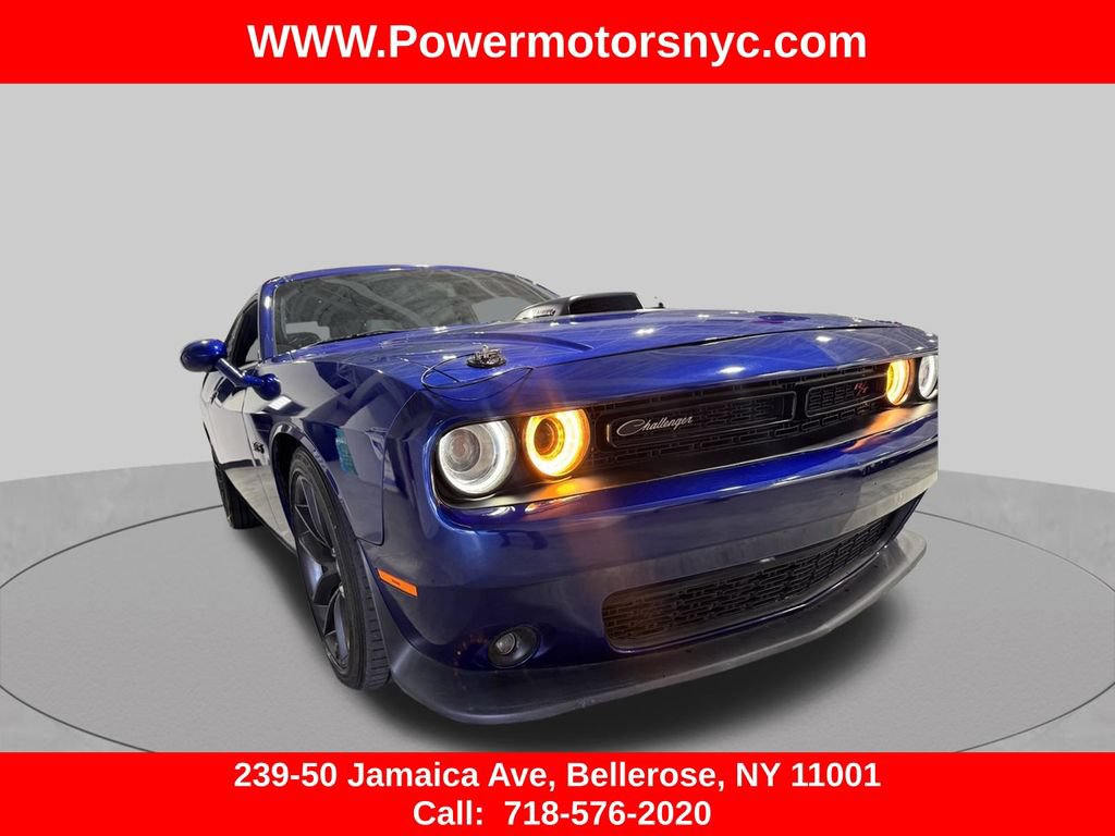 Used 2022 Dodge Challenger R/T w/ Shaker Package RWD image 10