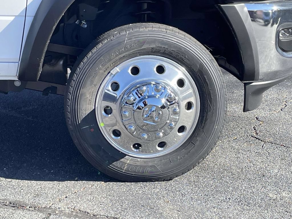 New 2026 RAM 4500 Tradesman w/ Chrome Appearance Group AWD/4WD image 10