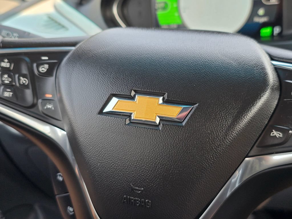 Used 2018 Chevrolet Bolt Premier w/ Driver Confidence II Package FWD image 33