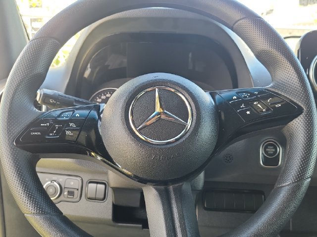 Used 2025 Mercedes-Benz Sprinter 2500 image 24