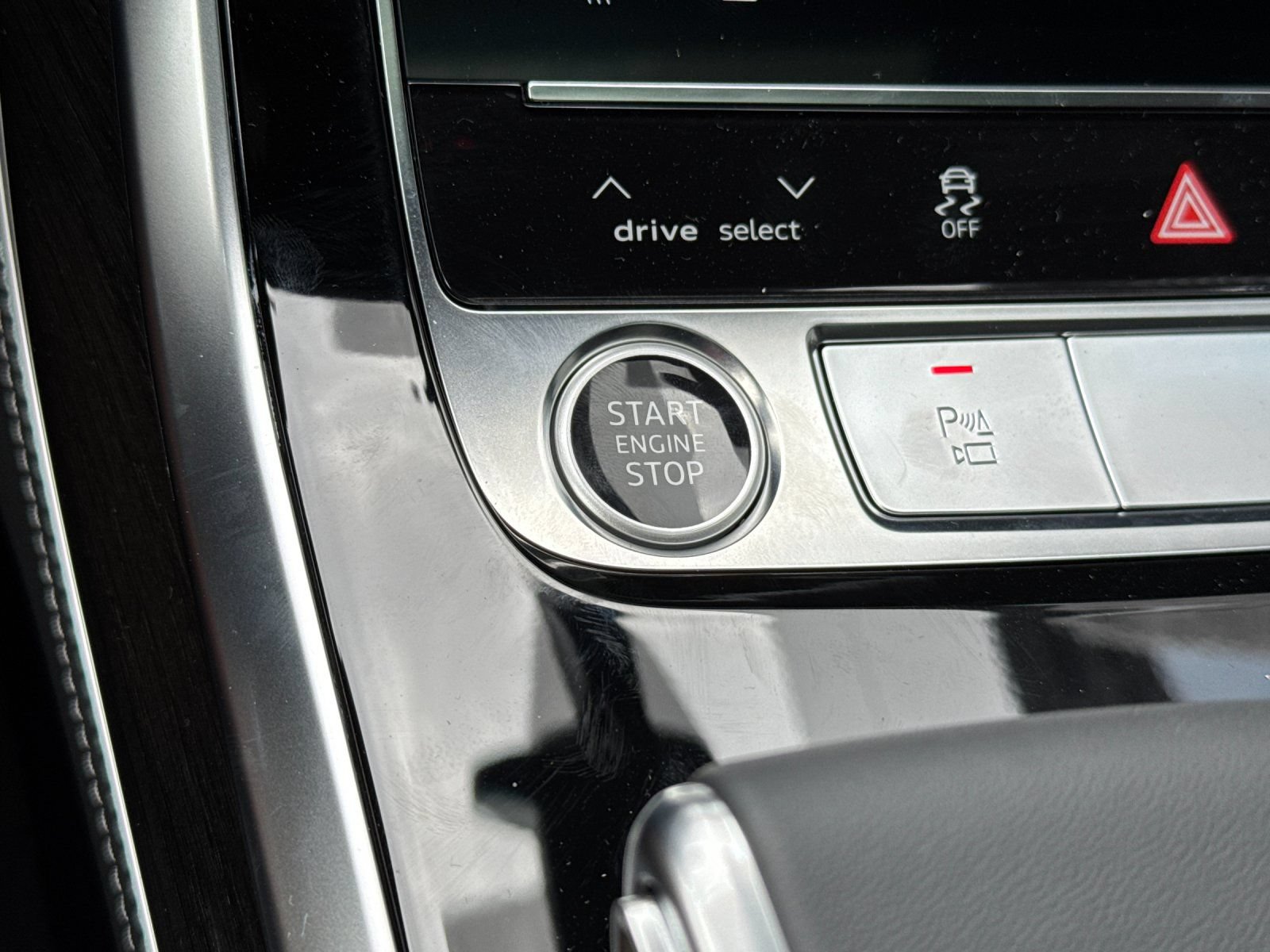 New 2026 Audi Q7 Premium Plus AWD/4WD image 24