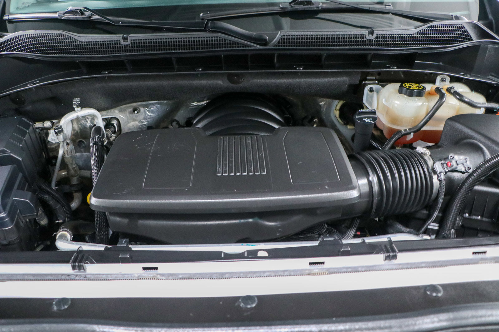 Used 2023 Chevrolet Silverado 1500 LT Trail Boss w/ Protection Package image 32