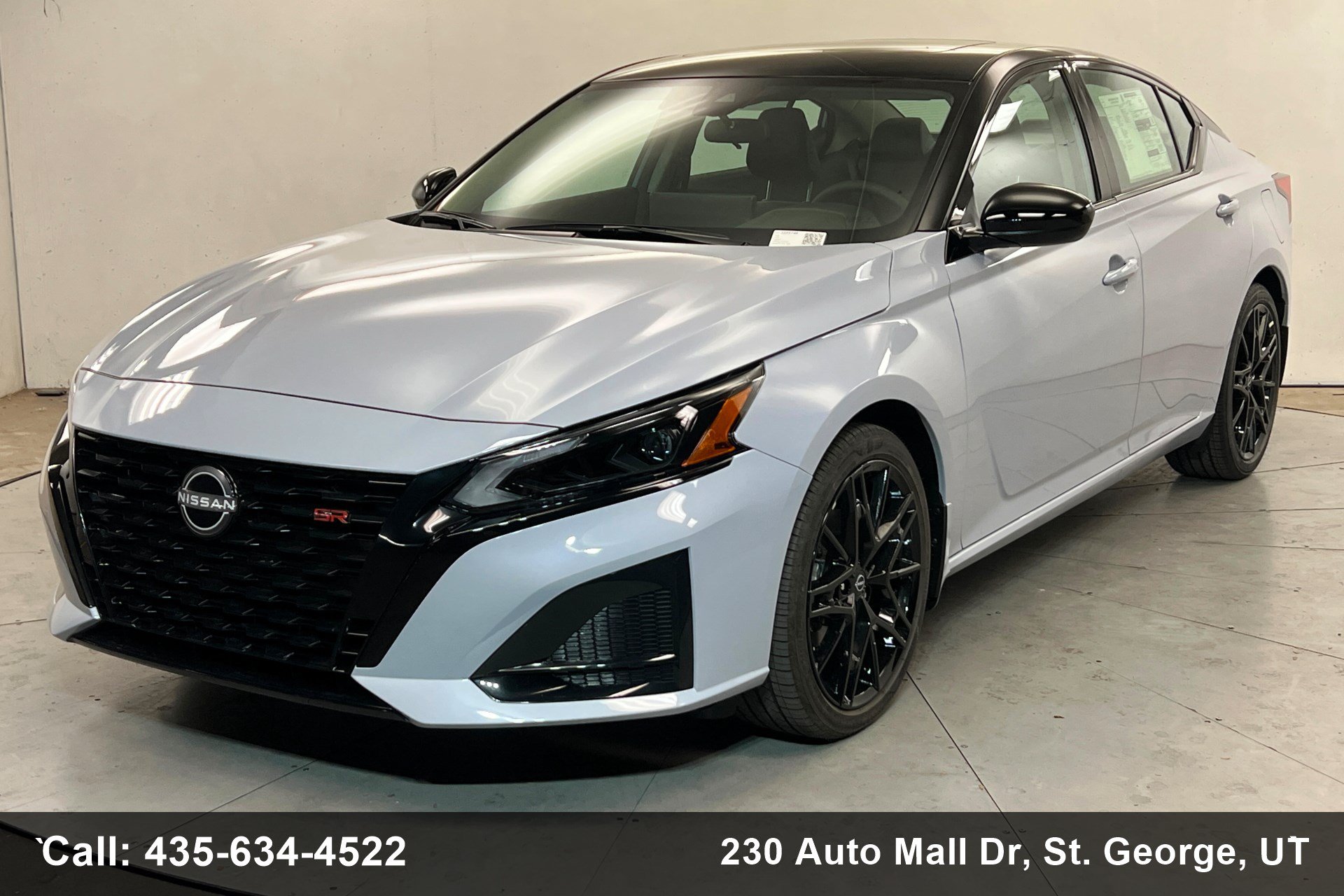 New 2026 Nissan Altima 2.5 SR w/ SR Midnight Edition Package FWD image 1