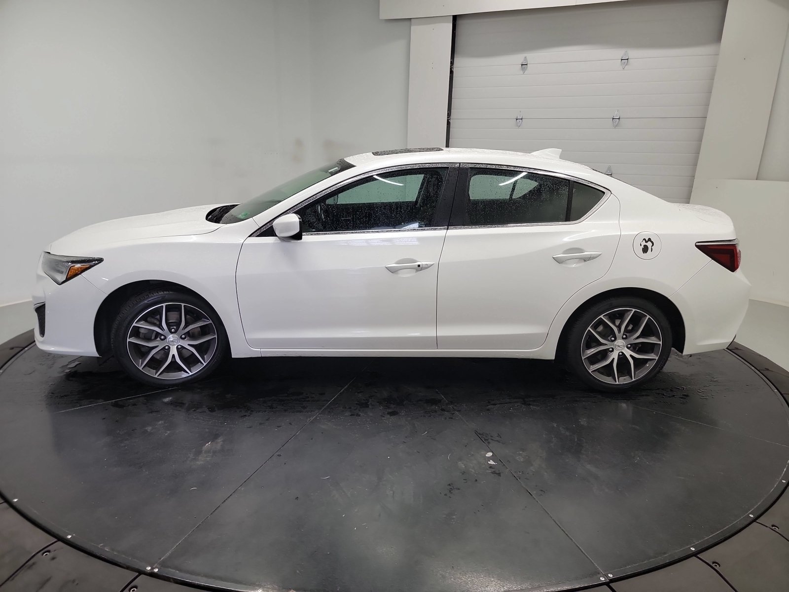 Used 2020 Acura ILX FWD image 4