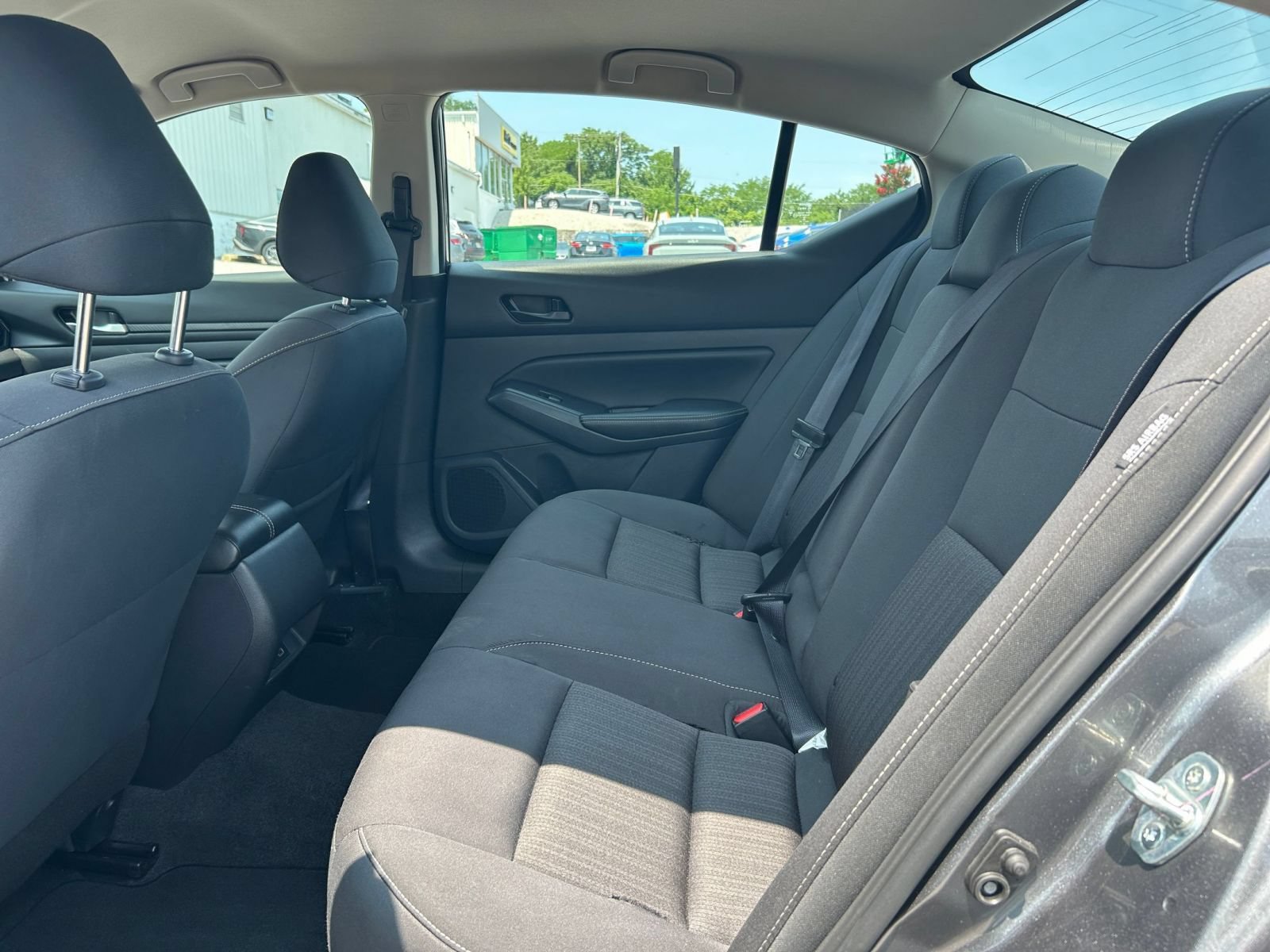 Used 2025 Nissan Altima 2.5 SV FWD image 21