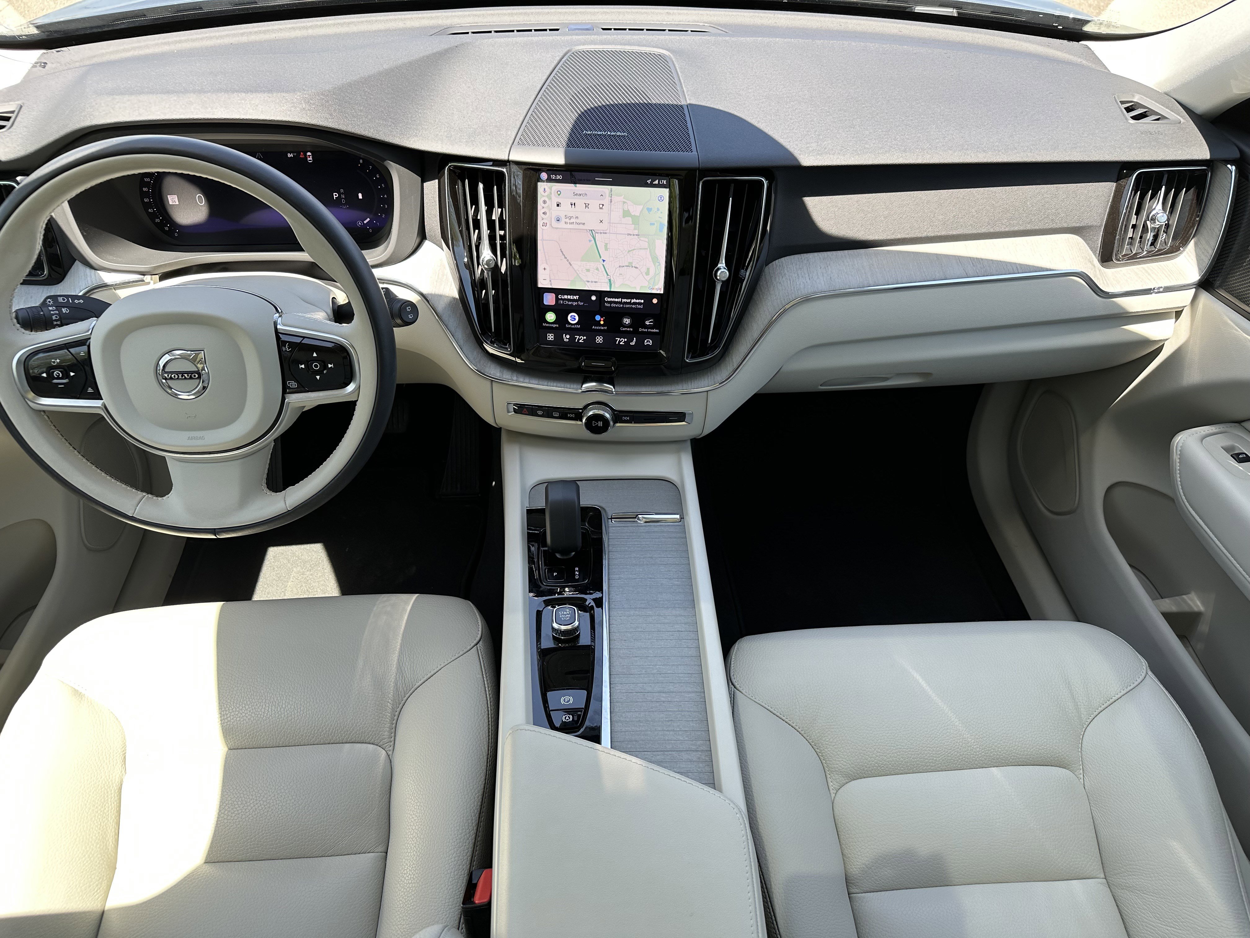 Used 2024 Volvo XC60 B5 Plus w/ Protection Package Premier AWD/4WD image 10