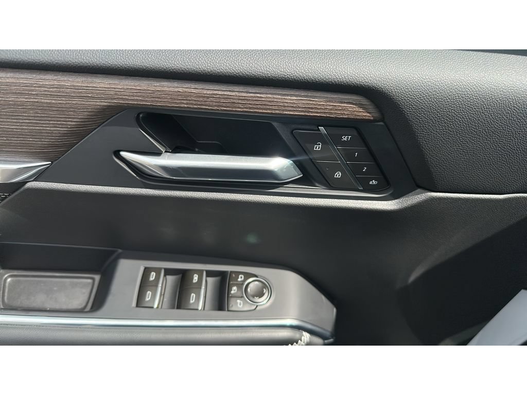 New 2026 GMC Acadia Denali w/ Super Cruise Package AWD/4WD image 11