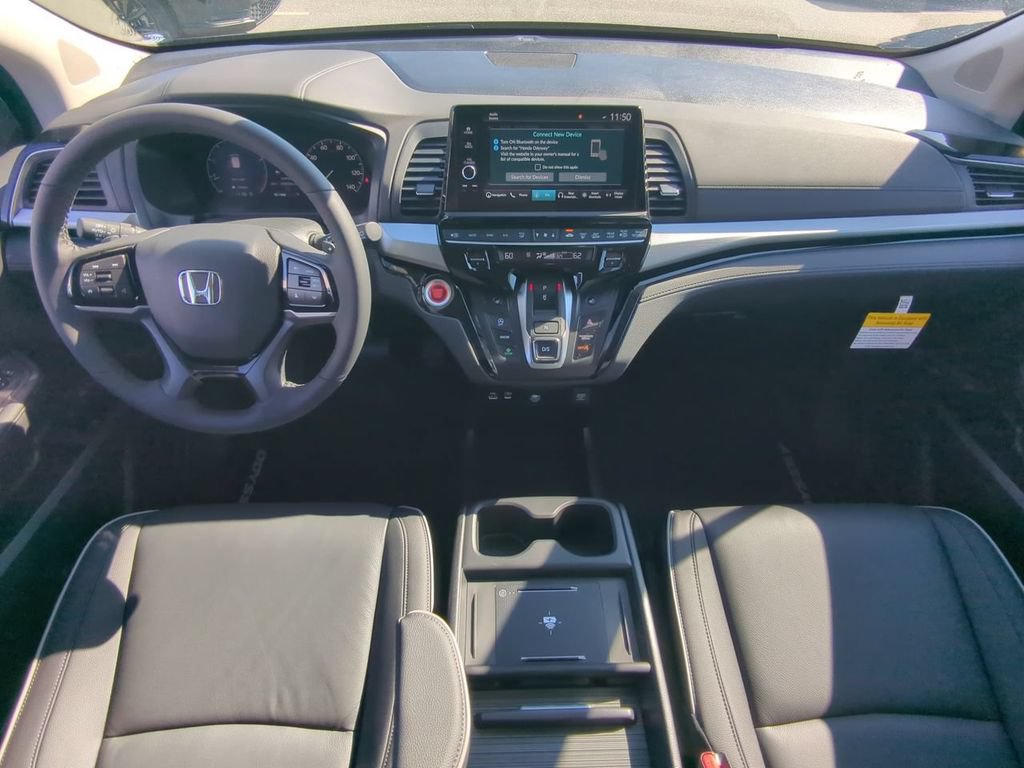 New 2026 Honda Odyssey Touring image 14