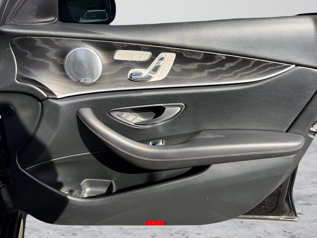 Used 2019 Mercedes-Benz E 300 image 36