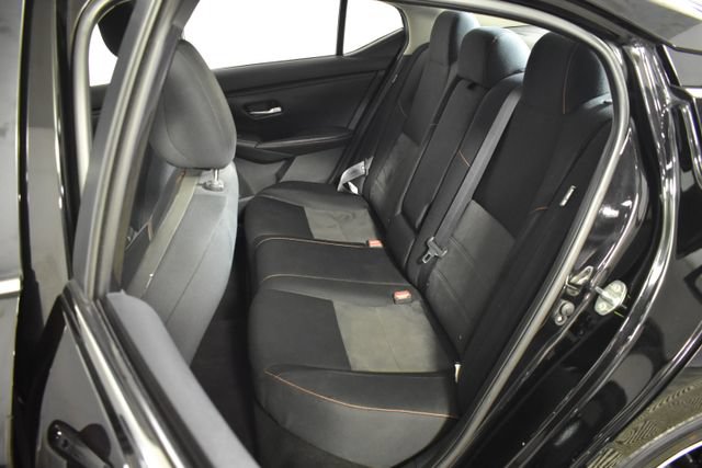 Certified 2021 Nissan Sentra SR FWD image 26