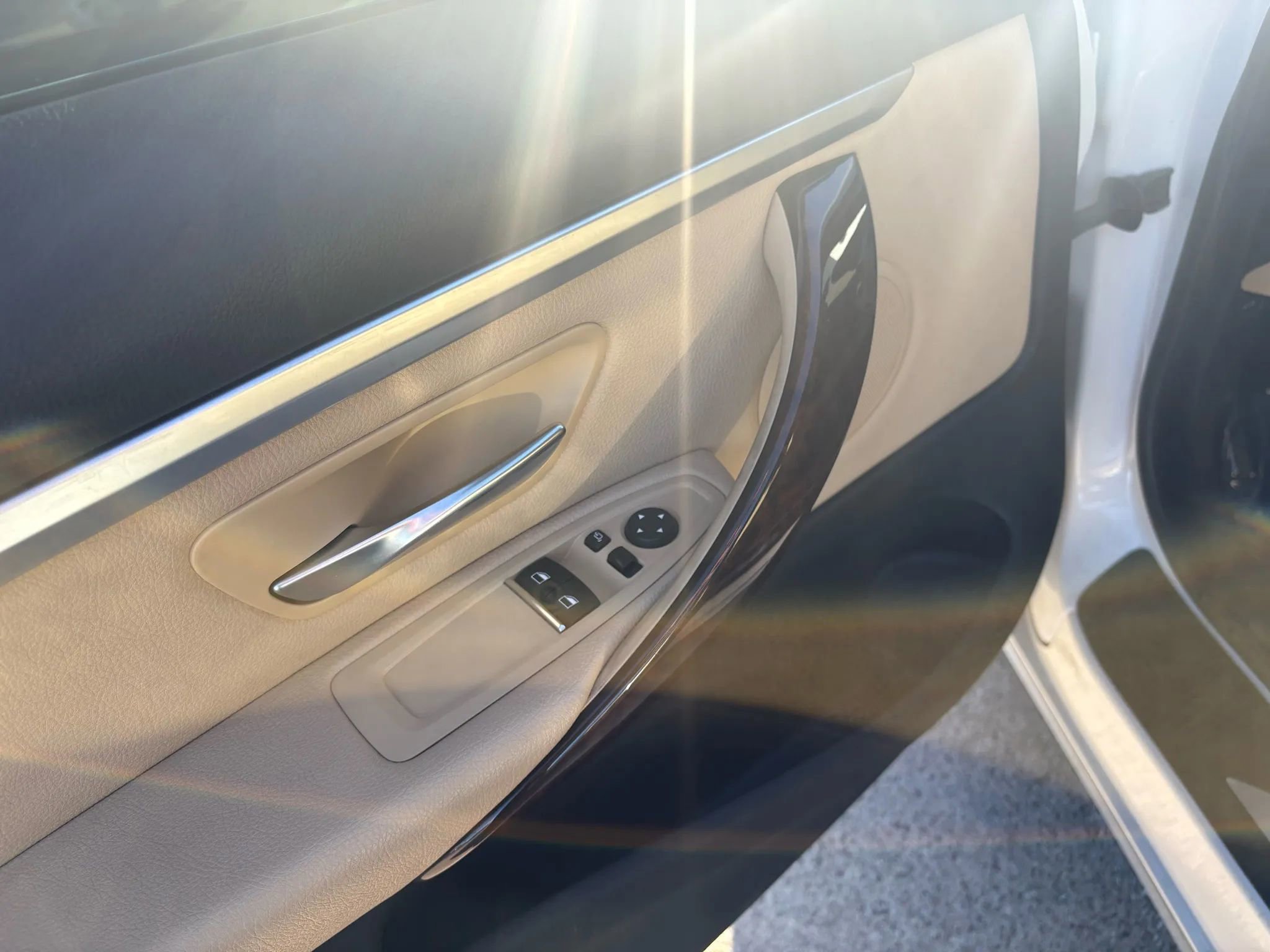 Used 2019 BMW 430i Coupe w/ Convenience Package image 11