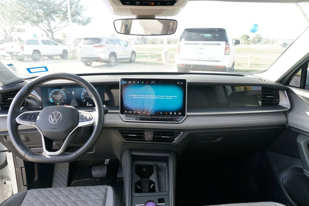 Used 2025 Volkswagen Tiguan S image 20