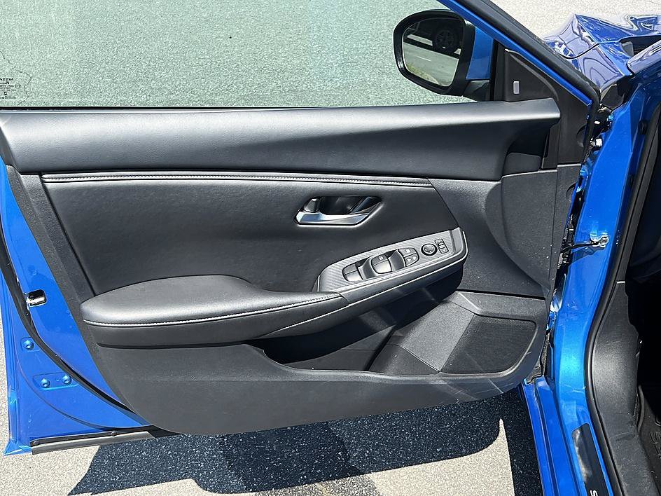 Used 2025 Nissan Sentra SV w/ All-Weather Package FWD image 19