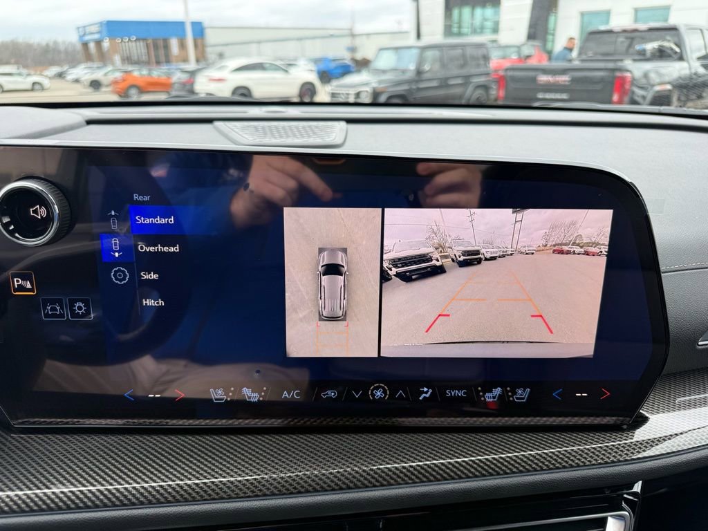 New 2026 Chevrolet Traverse High Country image 22