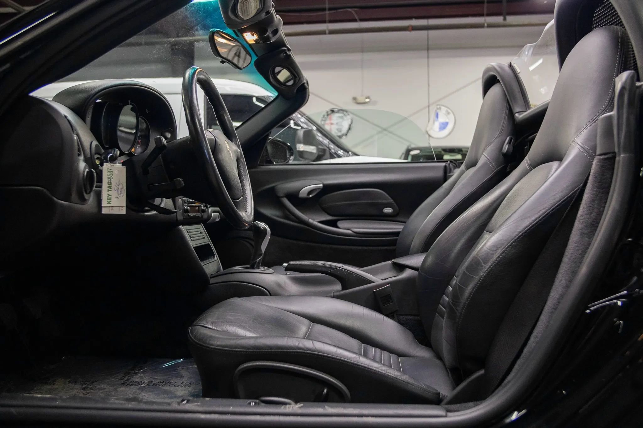 Used 2004 Porsche Boxster image 24