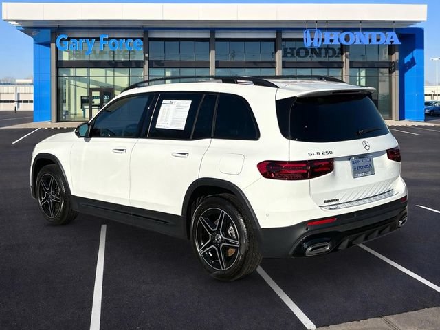 Used 2025 Mercedes-Benz GLB 250 image 3