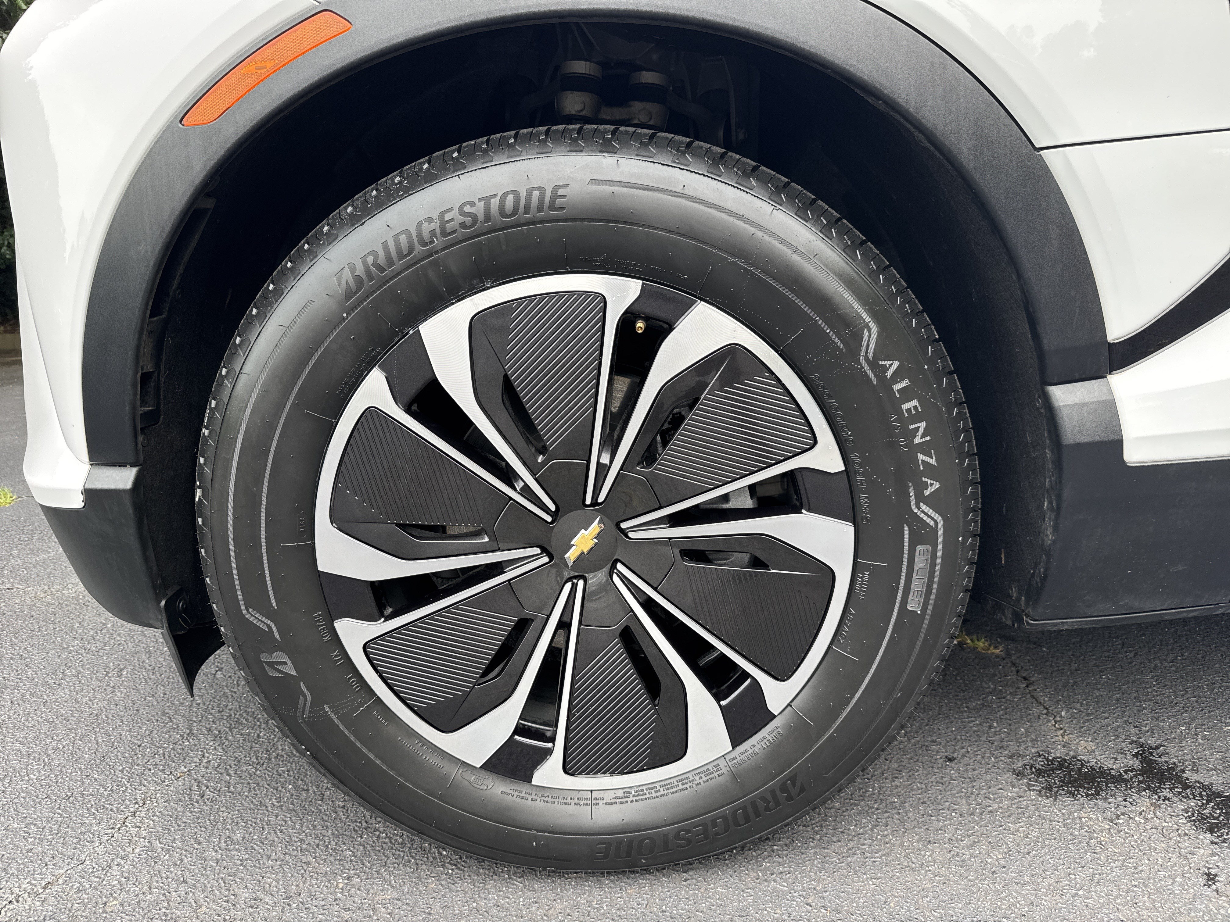 Certified 2024 Chevrolet Blazer EV LT AWD/4WD image 12