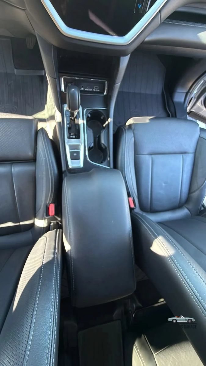 Used 2023 Subaru Ascent Limited w/ Technology Package AWD/4WD image 15