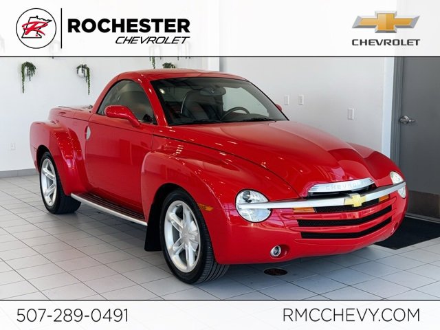 Used 2004 Chevrolet SSR w/ Preferred Equipment Group