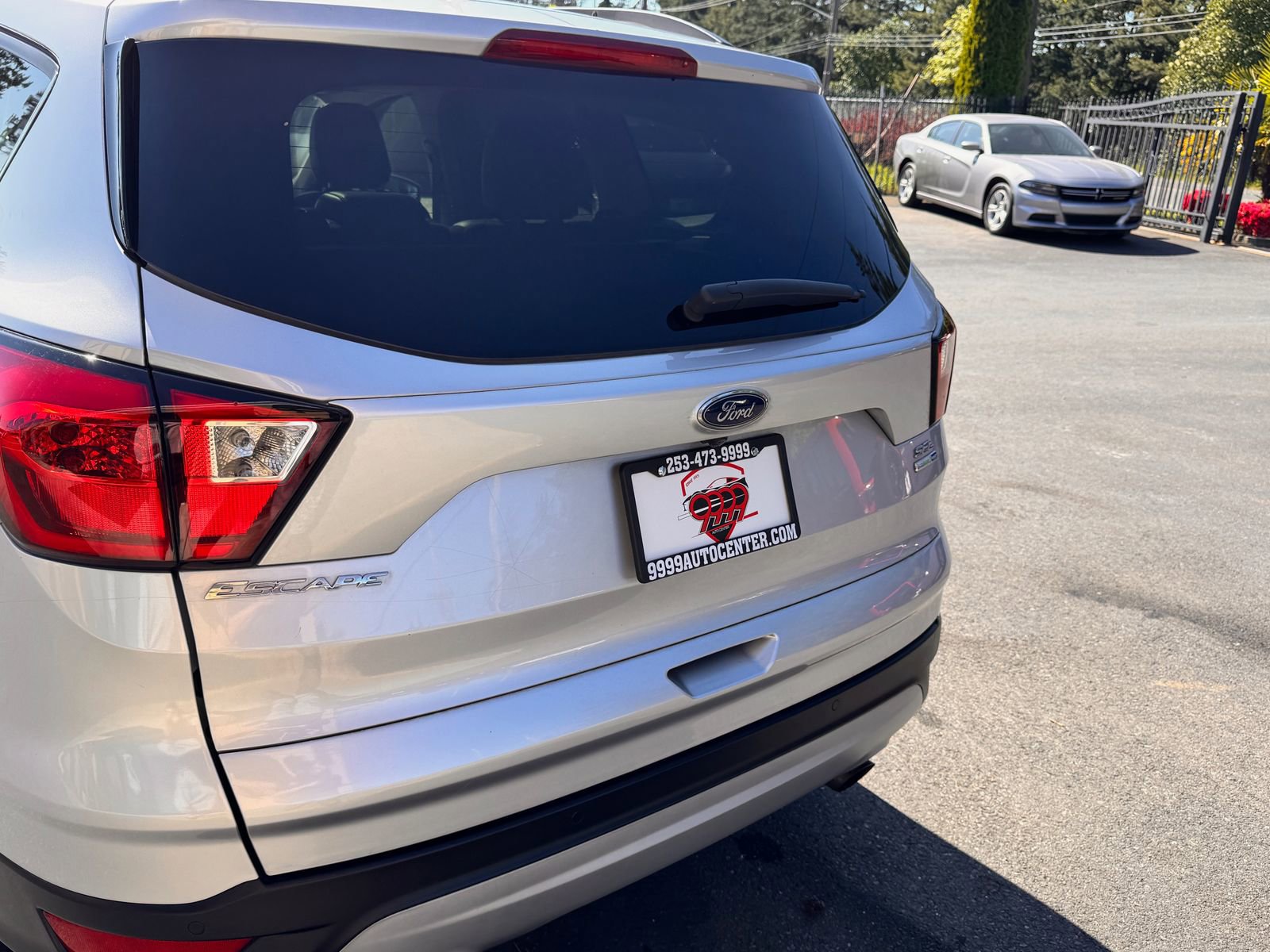 Used 2019 Ford Escape SEL AWD/4WD image 5