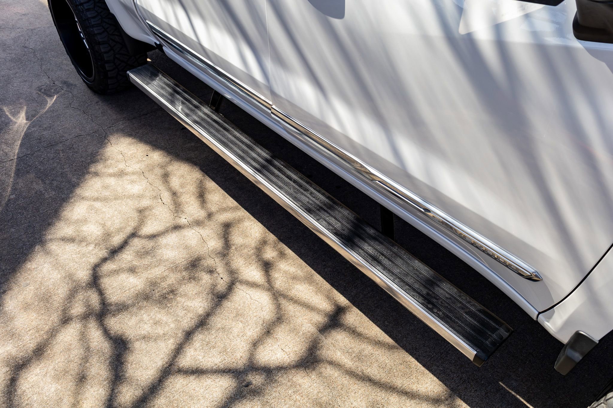 Used 2024 Chevrolet Silverado 1500 High Country w/ Technology Package image 12