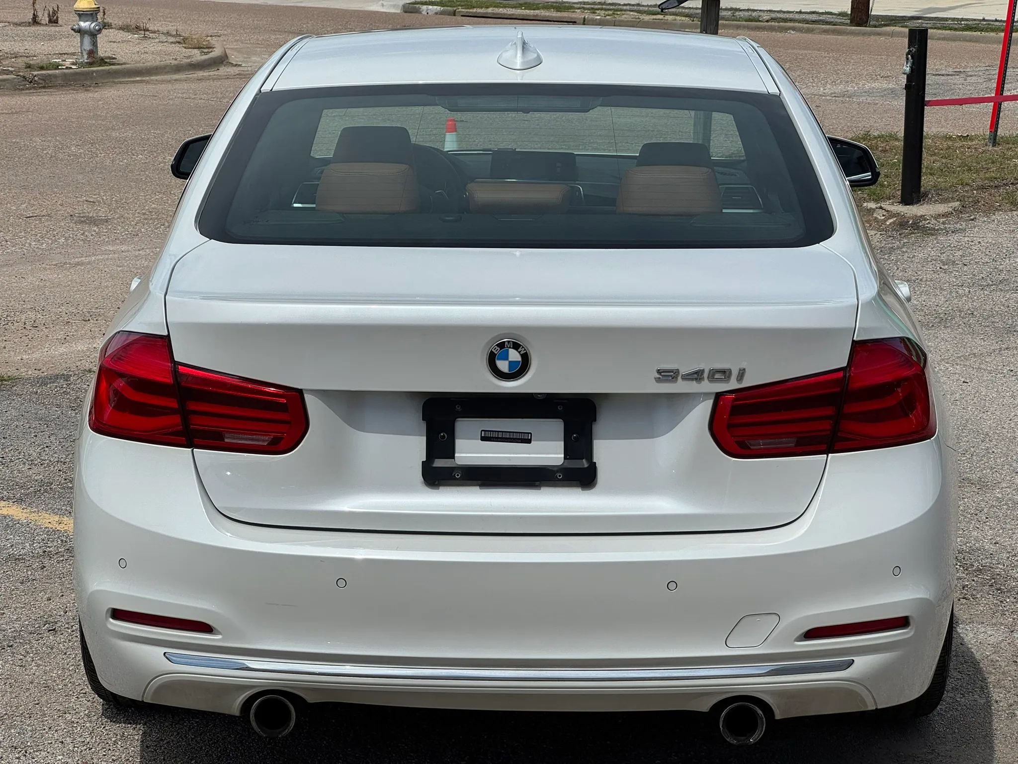 Used 2016 BMW 340i Sedan RWD image 5