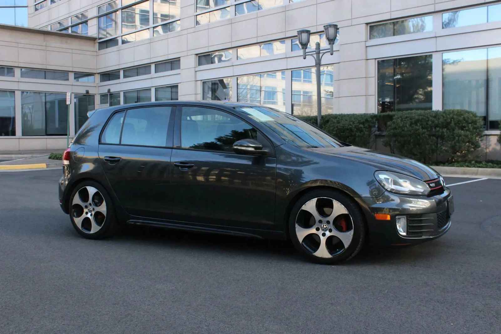 Used 2010 Volkswagen GTI 4-Door FWD image 2