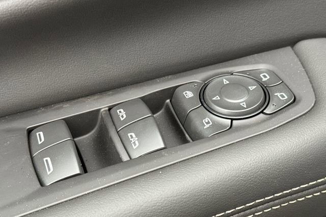 New 2026 GMC Yukon XL Elevation image 12